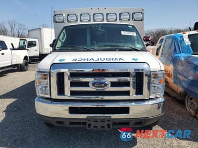 Piąte zdjęcie samochodu w środku: 2015 FORD ECONOLINE E450 SUPER DUTY CUTAWAY VAN VIN:1FDXE4FS2FDA28895 - miniatura