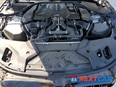 Zdjęcie 11 z 13 samochodu: 2018 BMW M5 VIN:WBSJF0C57JB282565 - miniatura