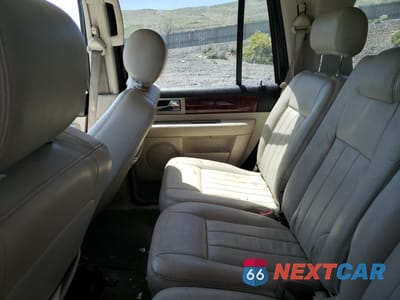 Zdjęcie 10 z 13 samochodu: 2003 LINCOLN NAVIGATOR VIN:5LMFU28R03LJ34130 - miniatura