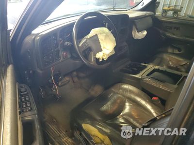 Zdjęcie 8 z 12 samochodu: 2003 CHEVROLET SILVERADO K2500 HEAVY DUTY VIN:1GCHK23113F242715 - miniatura
