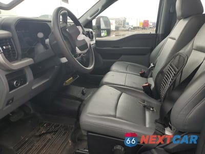 Zdjęcie 7 z 13 samochodu: 2023 FORD F350 SUPER DUTY VIN:1FD8W3HT2PEE01379 - miniatura