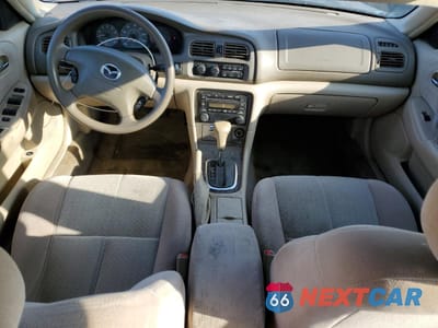 Zdjęcie 8 z 12 samochodu: 2002 MAZDA 626 LX VIN:1YVGF22C625265716 - miniatura