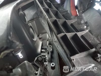 Zdjęcie 10 z 12 samochodu: 2009 NISSAN GT-R BASE VIN:JN1AR54F79M250298 - miniatura