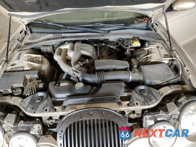 Zdjęcie 11 z 12 samochodu: 2003 JAGUAR S-TYPE VIN:SAJEA01T83FM75765 - miniatura