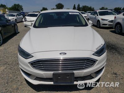 Piąte zdjęcie samochodu w środku: 2018 FORD FUSION SE HYBRID VIN:3FA6P0LU0JR129836 - miniatura