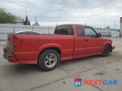 Trzecie zdjęcie samochodu z tyłu: 2001 CHEVROLET S TRUCK S10 VIN:1GCCS195218184601 - miniatura