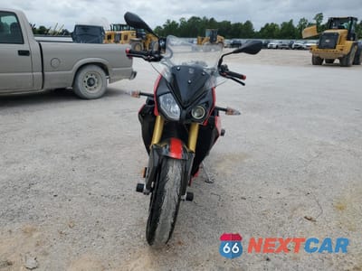Drugie zdjęcie samochodu z przodu: 2016 BMW S 1000 R VIN:WB10D1206GZ696695 - miniatura