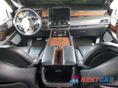 Zdjęcie 8 z 15 samochodu: 2023 LINCOLN NAVIGATOR L BLACK LABEL VIN:5LMJJ3TG3PEL16168 - miniatura