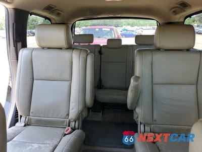 Zdjęcie 10 z 13 samochodu: 2010 TOYOTA SEQUOIA LIMITED VIN:5TDJW5G14AS033225 - miniatura