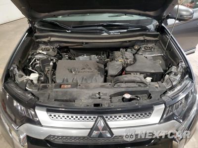 Zdjęcie 14 z 16 samochodu: 2019 MITSUBISHI OUTLANDER SE VIN:JA4AZ3A39KZ003282 - miniatura