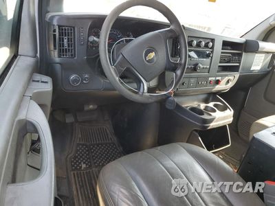 Zdjęcie 8 z 13 samochodu: 2014 CHEVROLET EXPRESS G2500 VIN:1GCWGFCAXE1914996 - miniatura