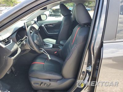 Zdjęcie 7 z 13 samochodu: 2024 TOYOTA RAV4 XLE VIN:2T3W1RFV9RW351125 - miniatura