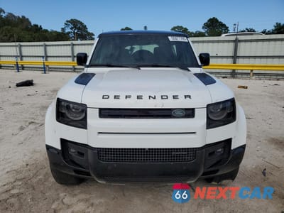 Piąte zdjęcie samochodu w środku: 2022 LAND ROVER DEFENDER 110 X-DYNAMIC HSE VIN:SALE37RU8N2099697 - miniatura