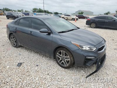 Czwarte zdjęcie samochodu z boku: 2019 KIA FORTE GT LINE VIN:3KPF34AD3KE072847 - miniatura