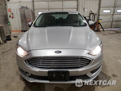 Piąte zdjęcie samochodu w środku: 2017 FORD FUSION SE VIN:3FA6P0HD2HR252461 - miniatura