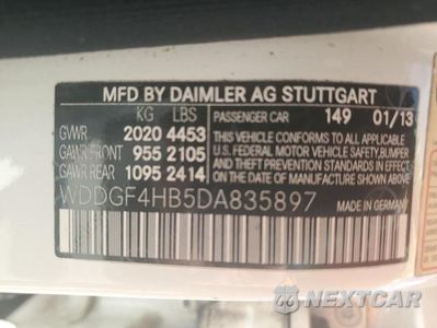 Zdjęcie 12 z 12 samochodu: 2013 MERCEDES-BENZ C 250 VIN:WDDGF4HB5DA835897 - miniatura