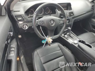 Zdjęcie 8 z 12 samochodu: 2011 MERCEDES-BENZ E 550 VIN:WDDKJ7CB1BF076201 - miniatura