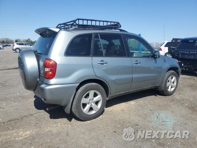 Trzecie zdjęcie samochodu z tyłu: 2005 TOYOTA RAV4 VIN:JTEHD20V550059658 - miniatura