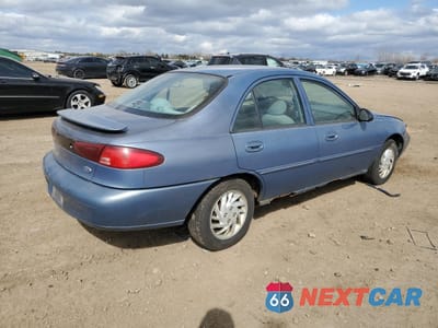 Trzecie zdjęcie samochodu z tyłu: 1999 FORD ESCORT SE VIN:1FAFP13P6XW123738 - miniatura