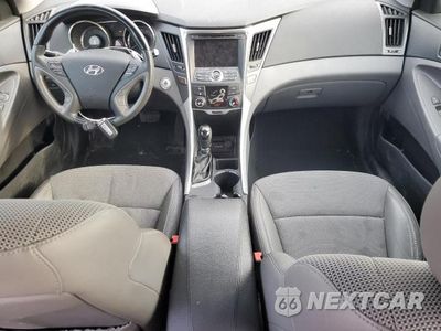 Zdjęcie 8 z 12 samochodu: 2013 HYUNDAI SONATA SE VIN:5NPEC4AC7DH617692 - miniatura