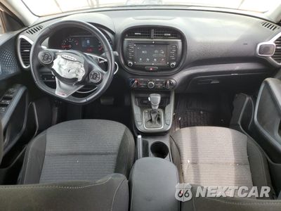 Zdjęcie 8 z 14 samochodu: 2021 KIA SOUL GT LINE VIN:KNDJ63AU6M7138144 - miniatura