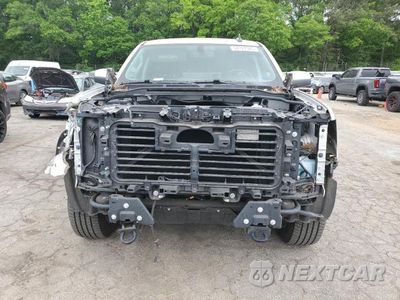 Piąte zdjęcie samochodu w środku: 2018 GMC SIERRA K1500 SLT VIN:3GTU2NEC4JG606040 - miniatura