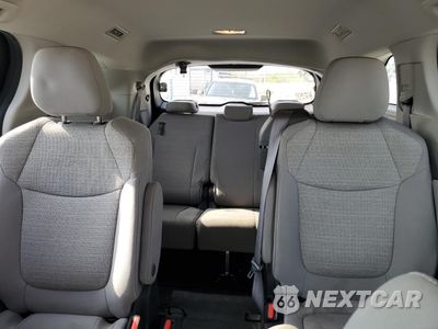 Zdjęcie 10 z 16 samochodu: 2022 TOYOTA SIENNA LE VIN:5TDKRKEC3NS078158 - miniatura