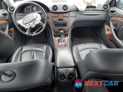 Zdjęcie 8 z 12 samochodu: 2004 MERCEDES-BENZ CLK 500 VIN:WDBTJ75J84F093386 - miniatura
