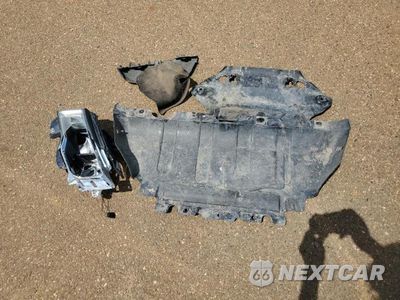 Zdjęcie 13 z 14 samochodu: 2021 JEEP GRAND CHEROKE VIN:1C4RJFBG4MC817686 - miniatura