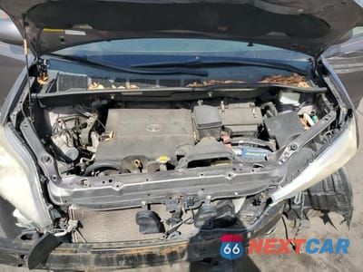 Zdjęcie 12 z 13 samochodu: 2011 TOYOTA SIENNA XLE VIN:5TDDK3DC8BS015802 - miniatura