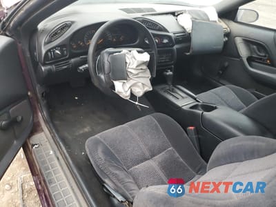 Zdjęcie 8 z 12 samochodu: 1996 CHEVROLET CAMARO BASE VIN:2G1FP22K9T2133044 - miniatura