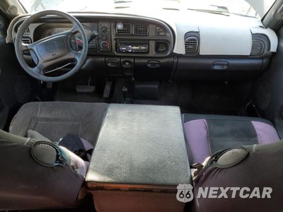 Zdjęcie 8 z 14 samochodu: 2001 DODGE RAM 1500 VIN:3B7HF13ZX1G748558 - miniatura