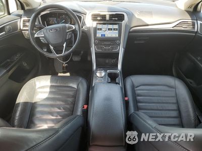 Zdjęcie 8 z 13 samochodu: 2017 FORD FUSION SE HYBRID VIN:3FA6P0LU7HR409439 - miniatura