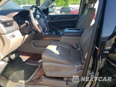 Zdjęcie 7 z 13 samochodu: 2017 CHEVROLET SUBURBAN C1500 PREMIER VIN:1GNSCJKC7HR191234 - miniatura
