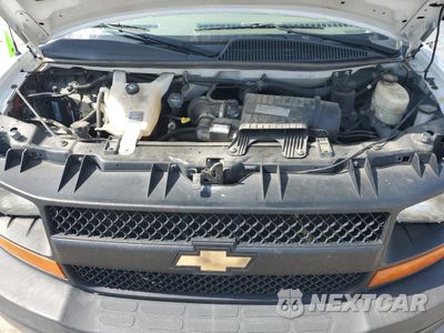 Zdjęcie 12 z 14 samochodu: 2017 CHEVROLET EXPRESS G2500 VIN:1GCWGAFF8H1310152 - miniatura