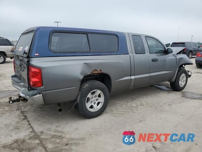 Trzecie zdjęcie samochodu z tyłu: 2016 DODGE DAKOTA SLT VIN:1D7HE42K76S714236 - miniatura