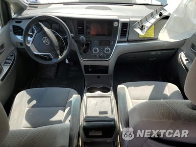 Zdjęcie 8 z 13 samochodu: 2015 TOYOTA SIENNA LE VIN:5TDKK3DC9FS570433 - miniatura