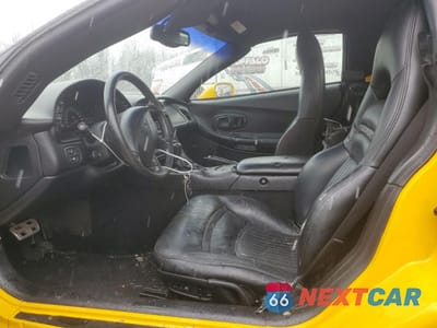 Zdjęcie 7 z 12 samochodu: 2004 CHEVROLET CORVETTE VIN:1G1YY32G845123778 - miniatura