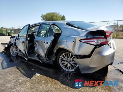 Drugie zdjęcie samochodu z przodu: 2018 TOYOTA CAMRY XLE VIN:4T1B11HKXJU061749 - miniatura