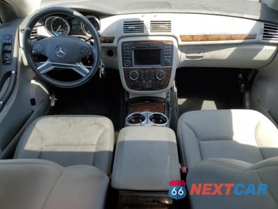 Zdjęcie 8 z 13 samochodu: 2011 MERCEDES-BENZ R 350 BLUETEC VIN:4JGCB2FE4BA109074 - miniatura