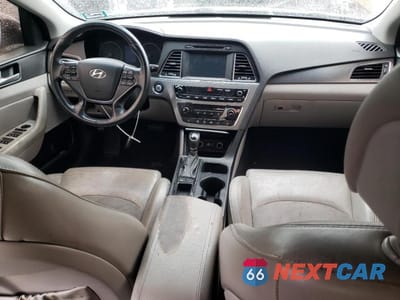 Zdjęcie 8 z 12 samochodu: 2017 HYUNDAI SONATA SPORT VIN:5NPE34AF3HH447234 - miniatura
