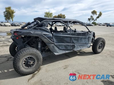 Czwarte zdjęcie samochodu z boku: 2017 CAN-AM MAVERICK X3 MAX X RS TURBO R VIN:3JBVNAW2XHK000617 - miniatura