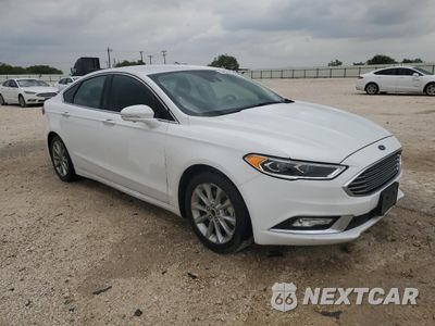 Czwarte zdjęcie samochodu z boku: 2017 FORD FUSION SE HYBRID VIN:3FA6P0LUXHR409385 - miniatura
