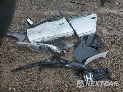Zdjęcie 12 z 12 samochodu: 2002 TOYOTA ECHO VIN:JTDBT123320207790 - miniatura