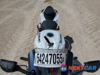 Piąte zdjęcie samochodu w środku: 2023 SUZUKI GSX-R750 VIN:JS1GR7MA2P7100032 - miniatura