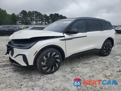 2025 LINCOLN NAUTILUS RESERVE 5LMPJ8KA2SJ920945 - główne zdjęcie licytacji z USA - miniatura