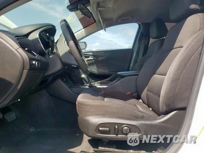 Zdjęcie 7 z 12 samochodu: 2019 CHEVROLET MALIBU LT VIN:1G1ZD5ST8KF116023 - miniatura