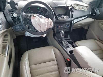 Zdjęcie 8 z 14 samochodu: 2019 FORD ESCAPE TITANIUM VIN:1FMCU0J9XKUB74504 - miniatura