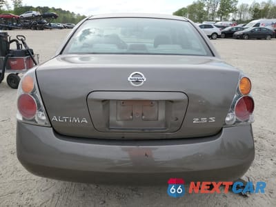 Zdjęcie 6 z 12 samochodu: 2003 NISSAN ALTIMA BASE VIN:1N4AL11D83C321814 - miniatura