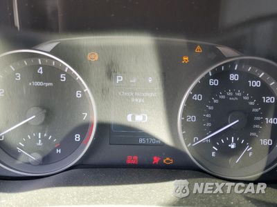 Zdjęcie 9 z 14 samochodu: 2018 HYUNDAI ELANTRA SEL VIN:5NPD84LF2JH377175 - miniatura